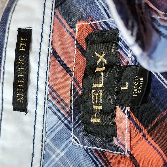 HELIX ATHLETIC FIT PLAID BUTTON- DOWN LONG-SLEEVED SHIRT LARGE - Picture 6 of 13